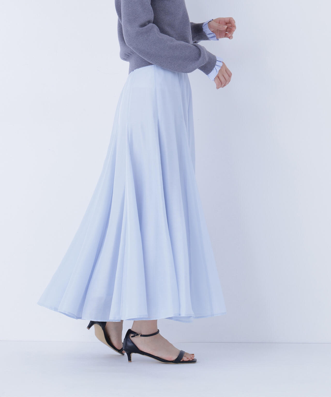 シャイニーシアーボイルスカート