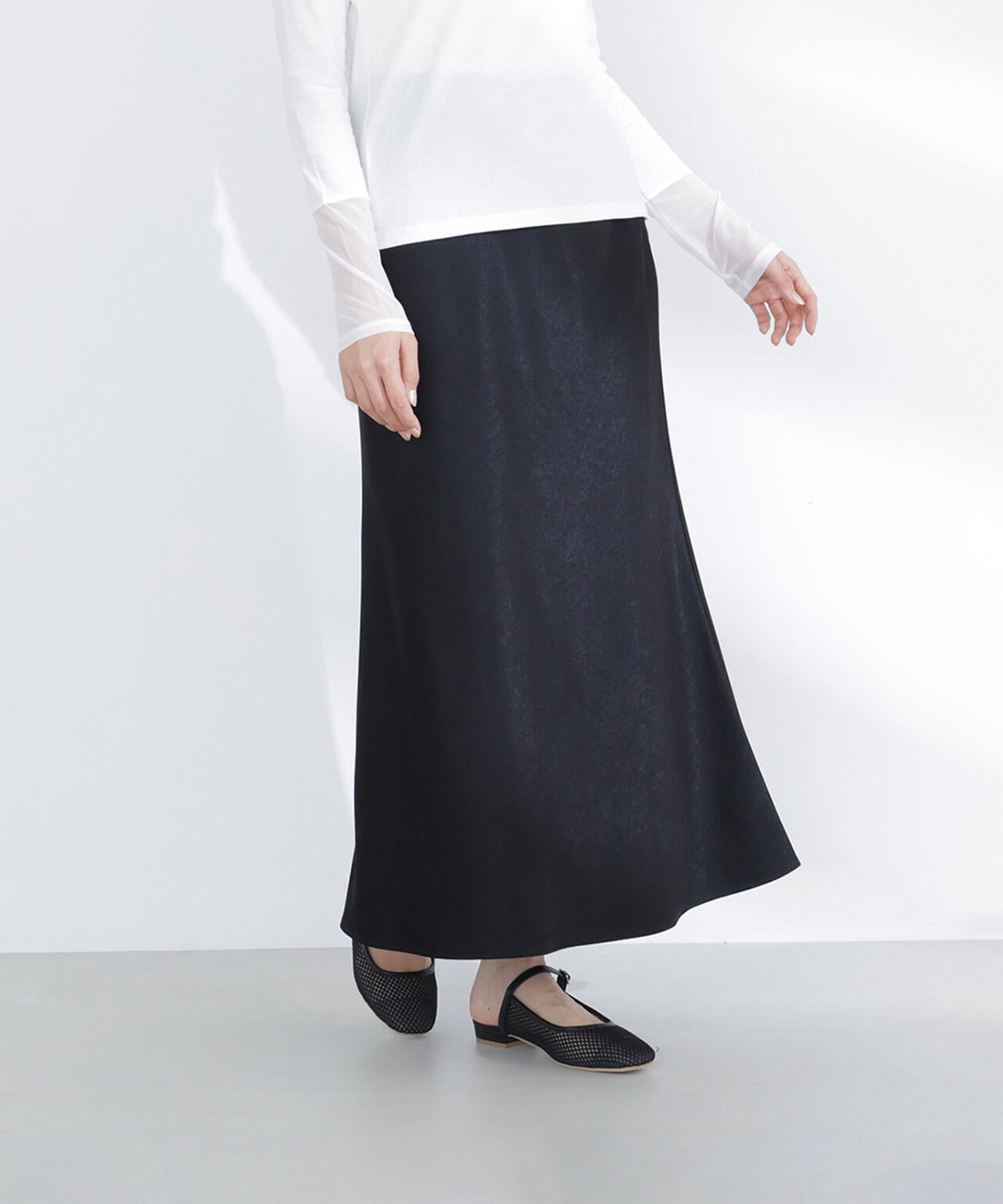 バイアスサテンナロースカート