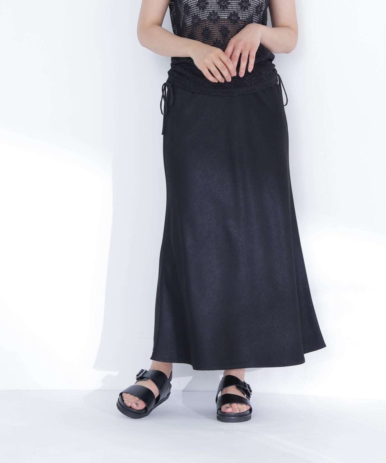 バイアスサテンナロースカート