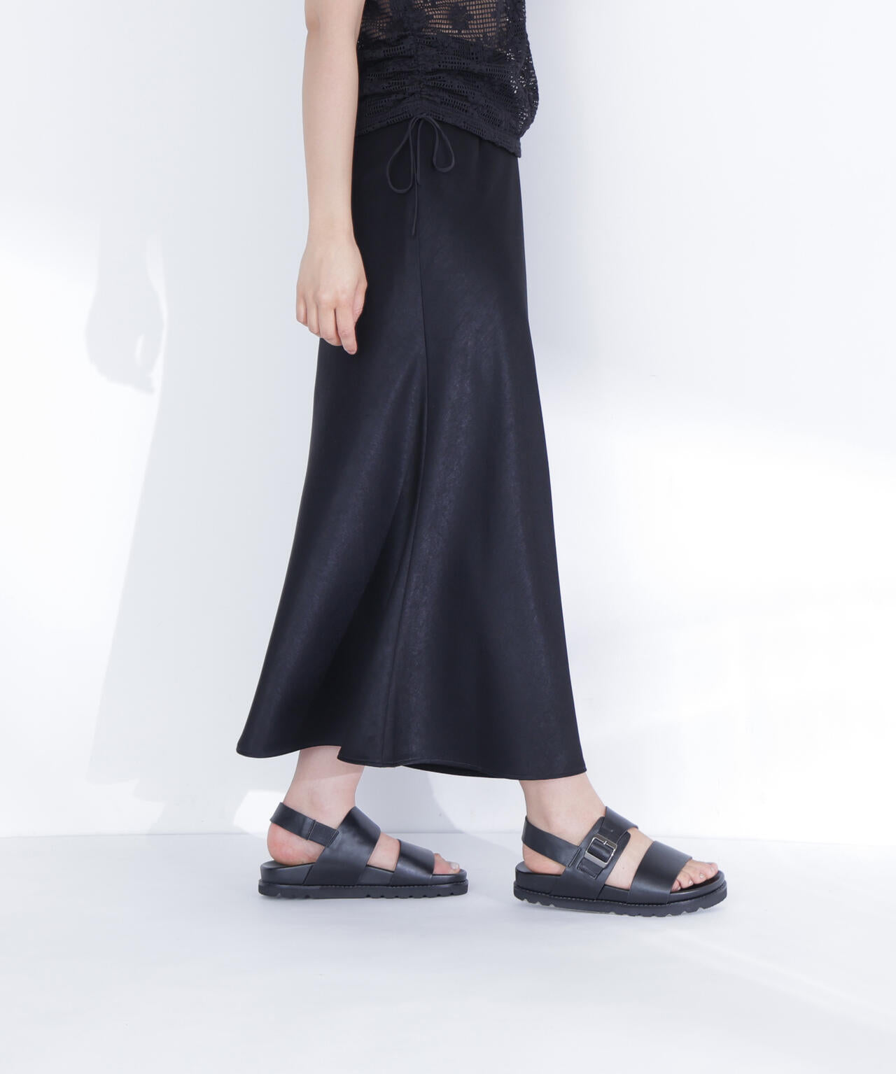 バイアスサテンナロースカート