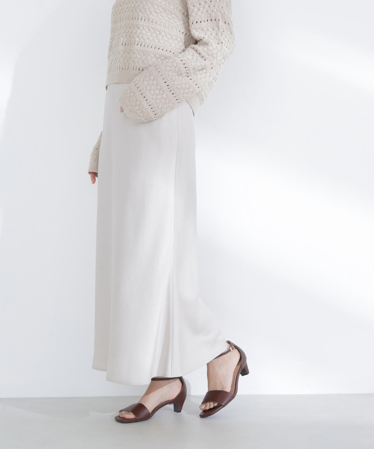 バイアスサテンナロースカート