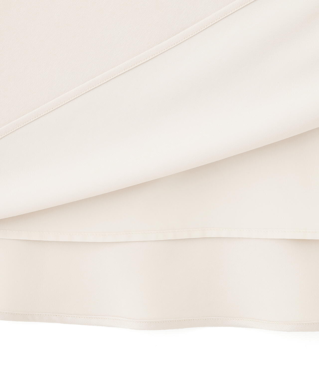 バイアスサテンナロースカート