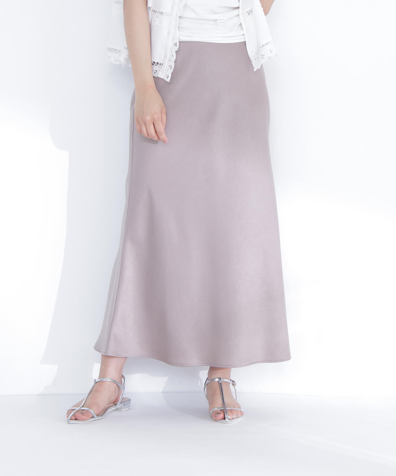 バイアスサテンナロースカート