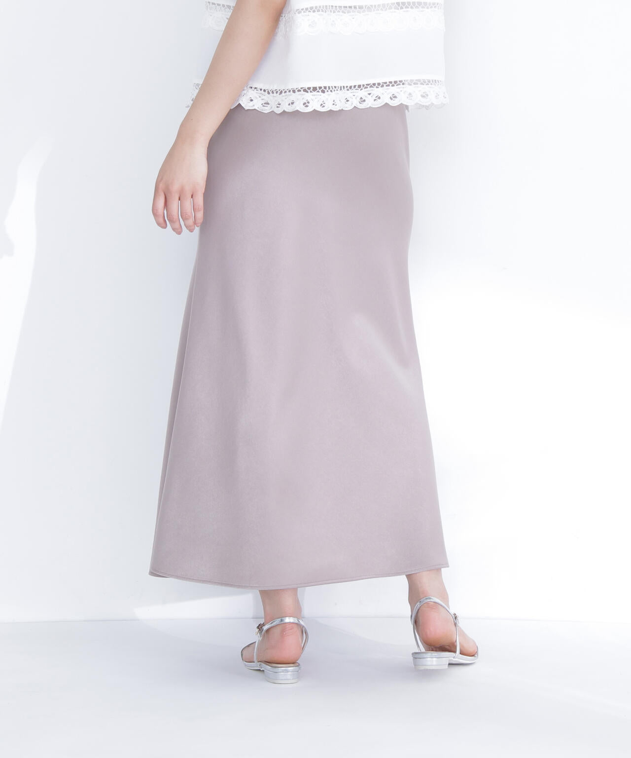 バイアスサテンナロースカート