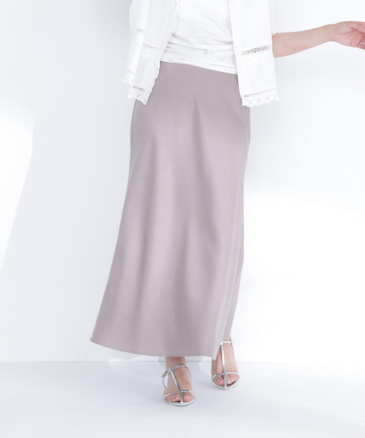 バイアスサテンナロースカート