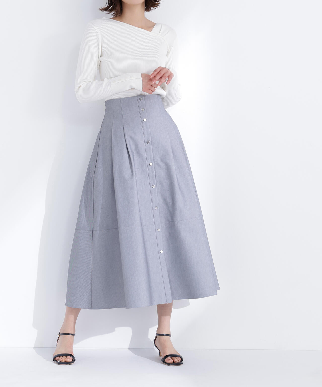 フロントボタンフレアスカート