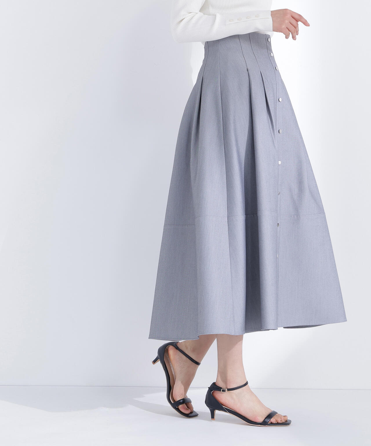 フロントボタンフレアスカート