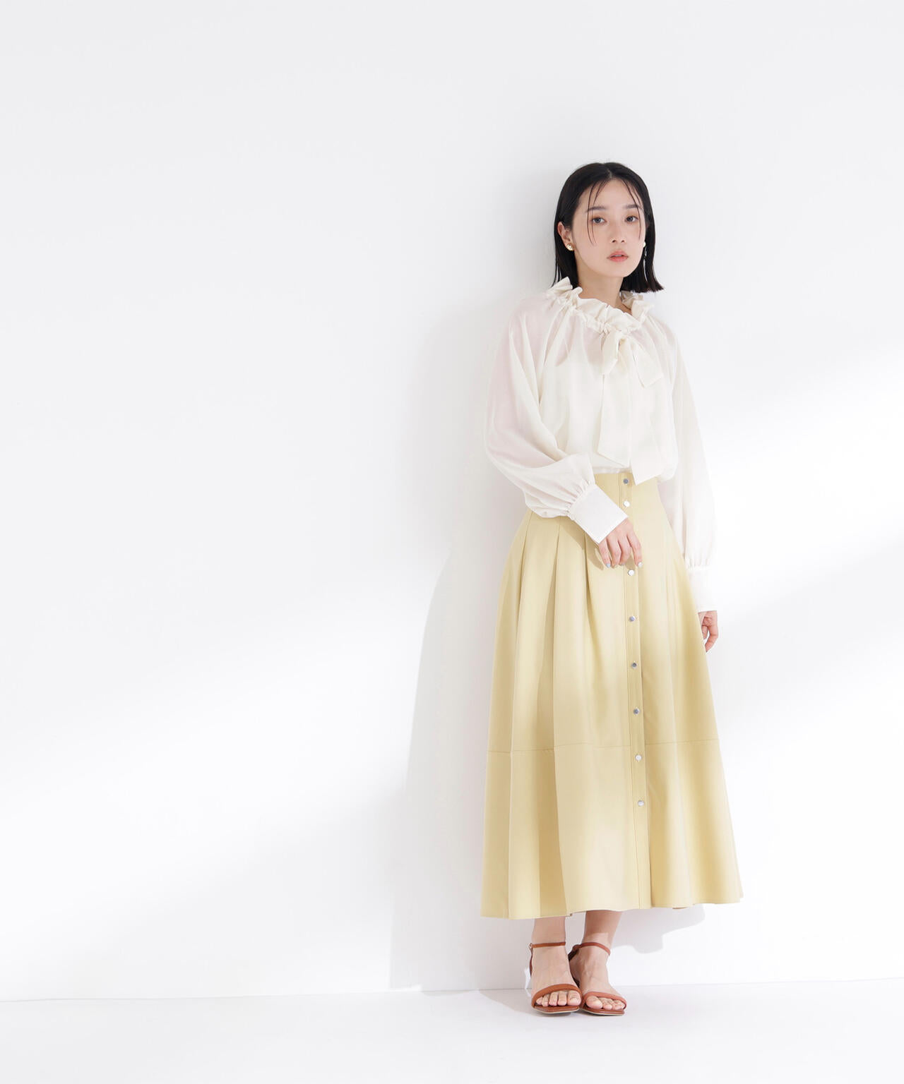 フロントボタンフレアスカート