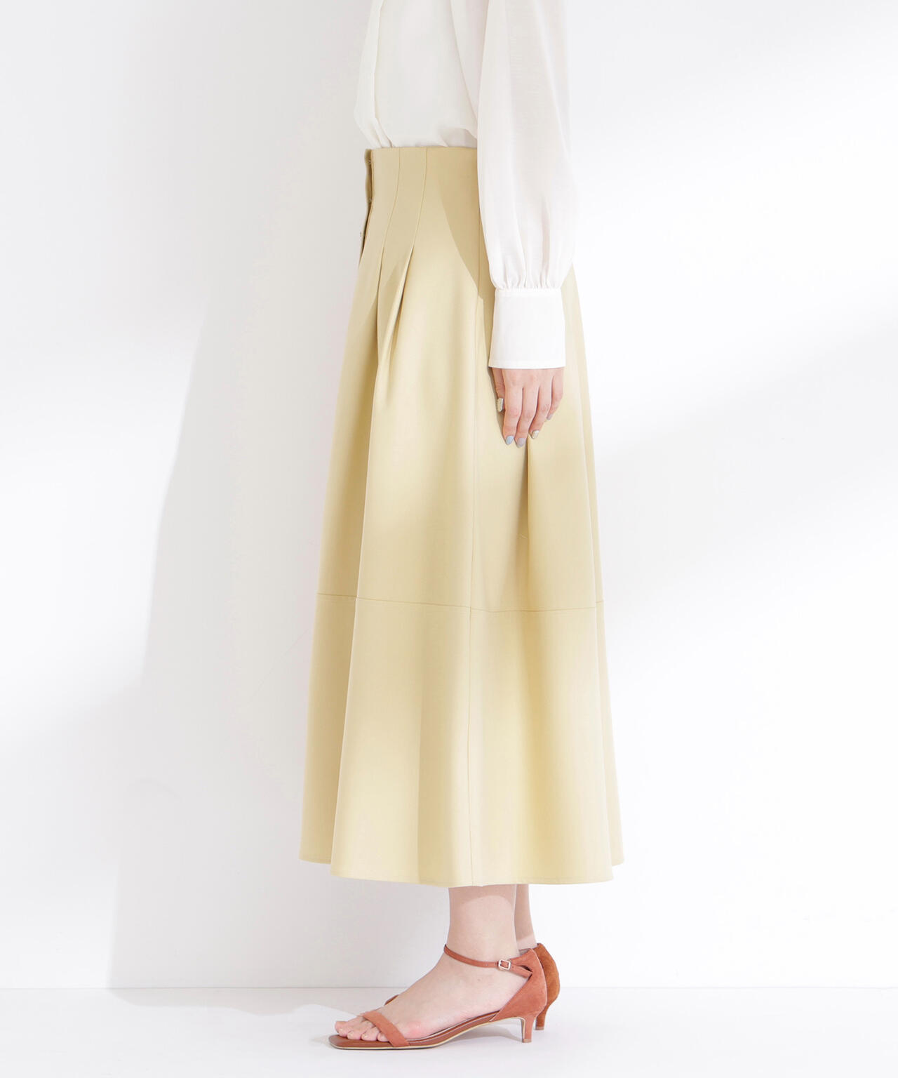 フロントボタンフレアスカート