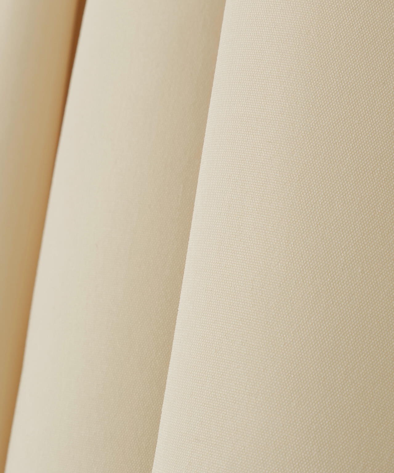 ベルテッドタックフレアスカート