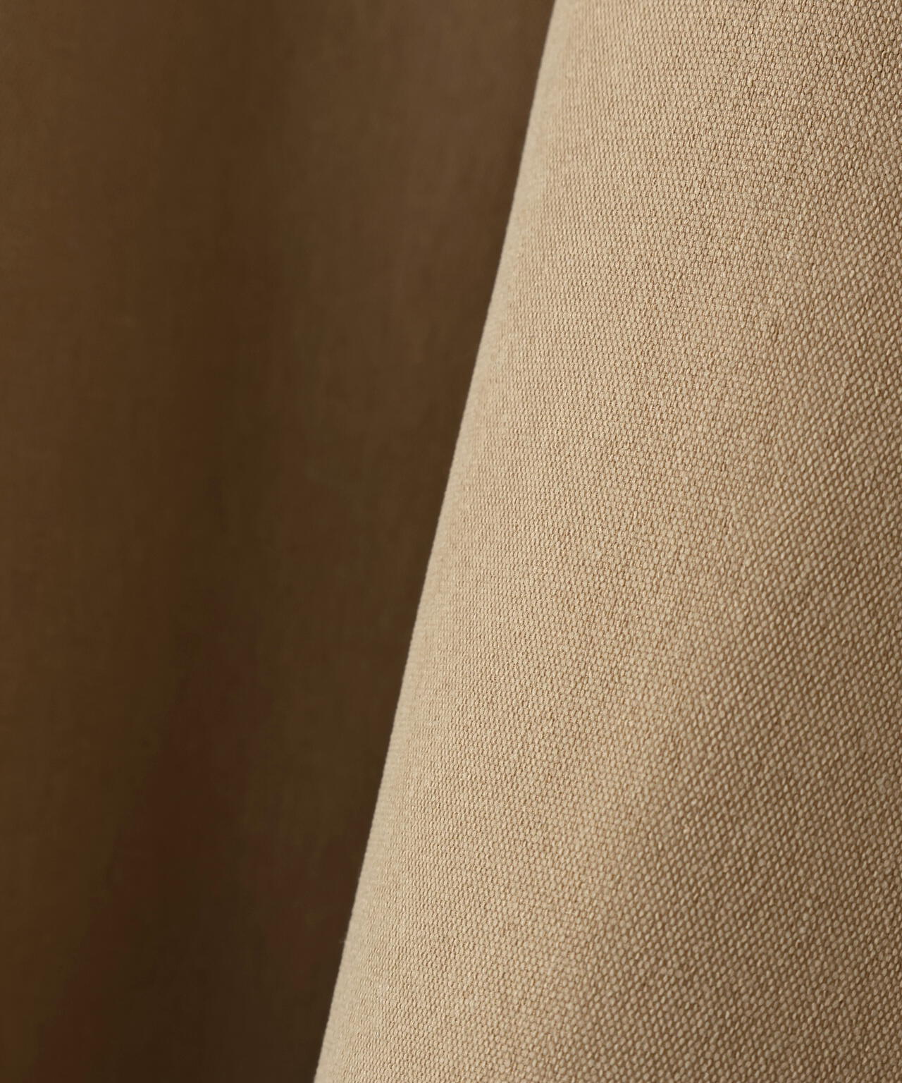 ベルテッドタックフレアスカート