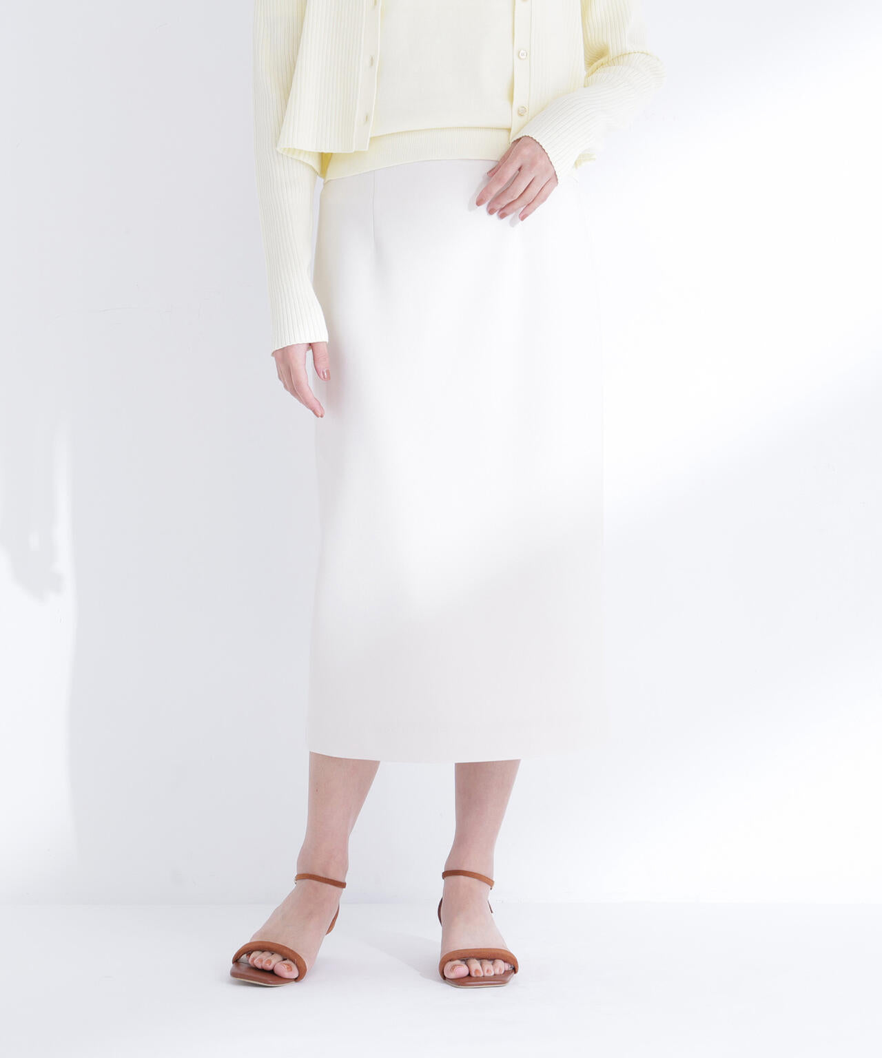 ペンシルラインスカート