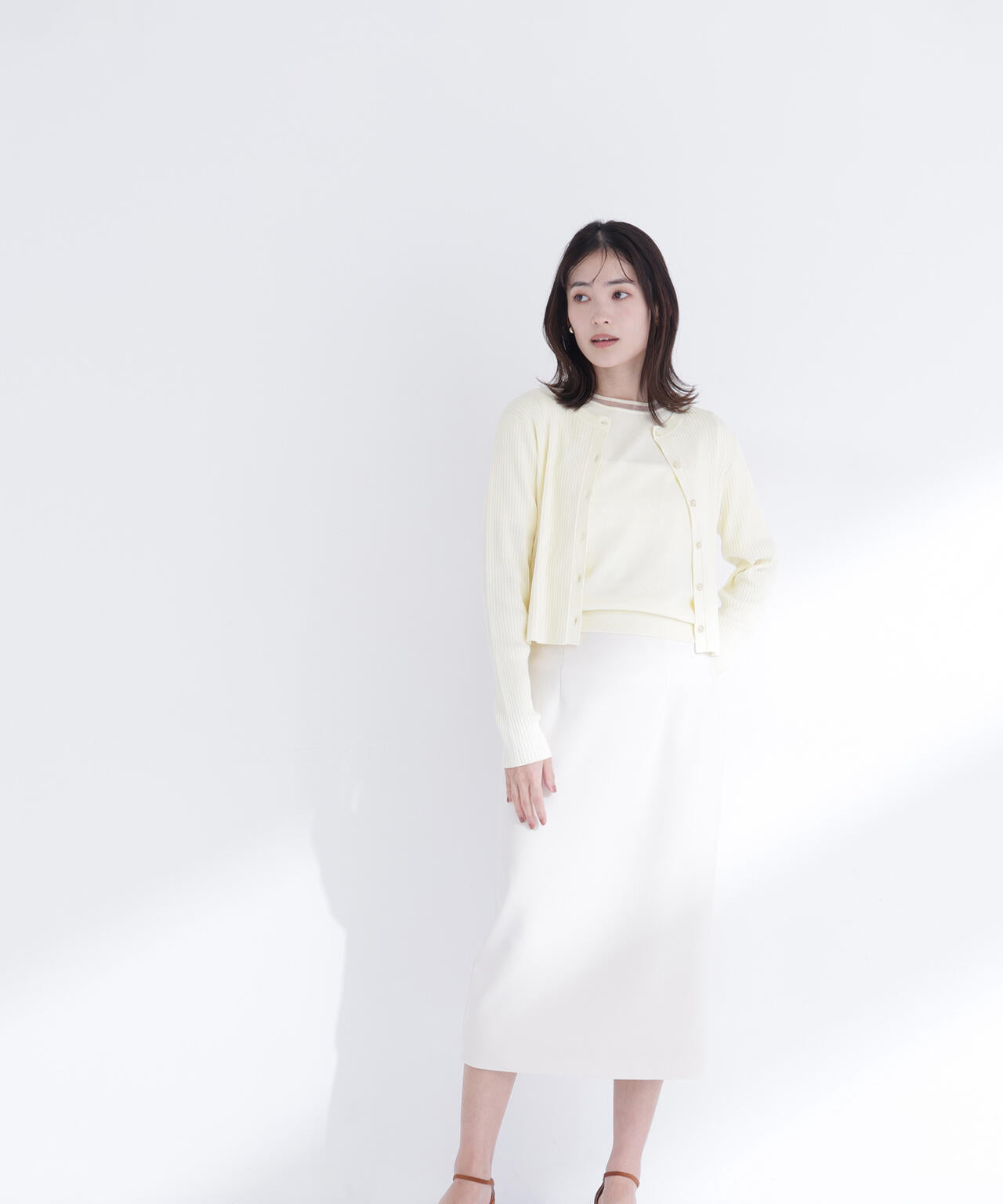 ペンシルラインスカート