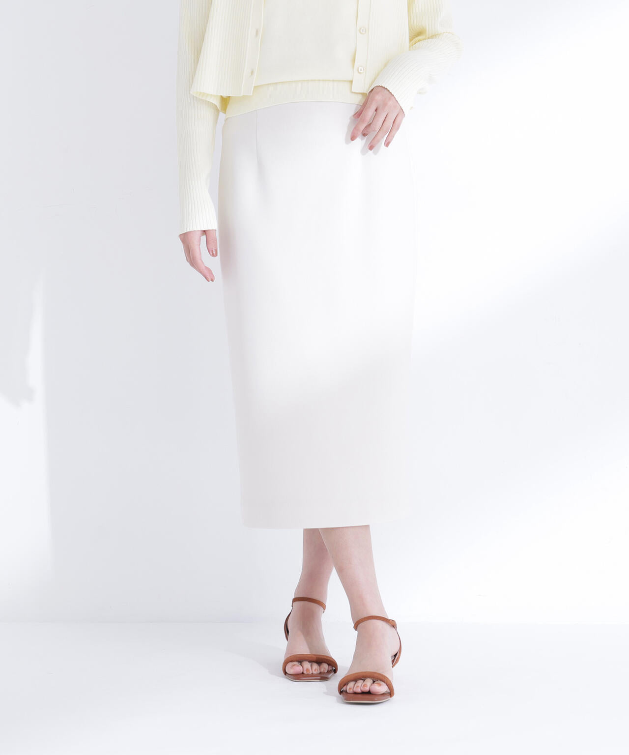 ペンシルラインスカート