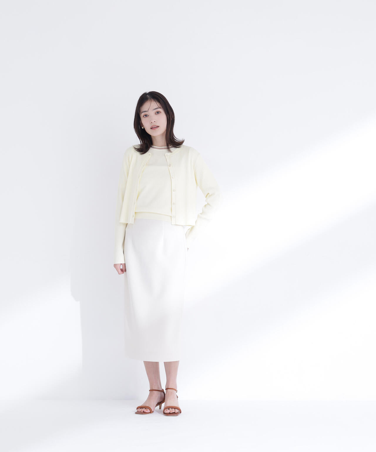 ペンシルラインスカート