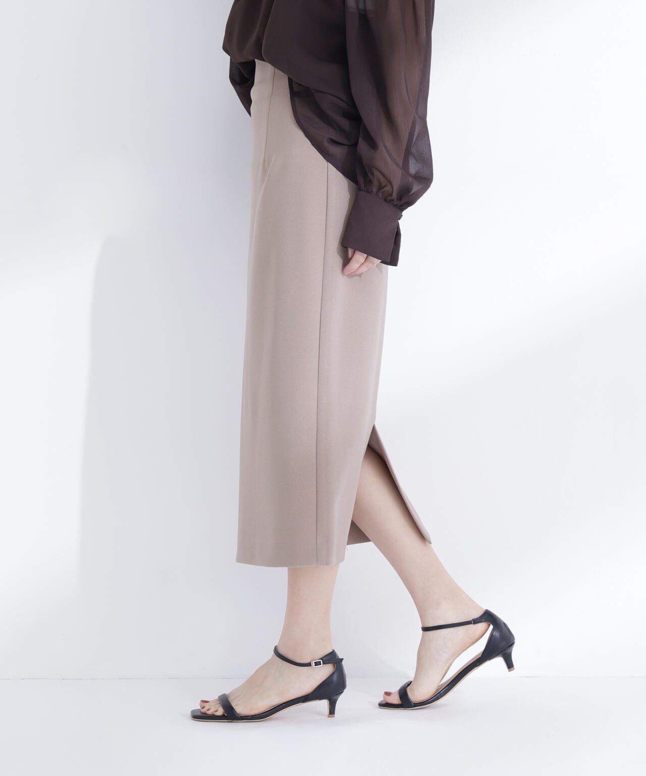 ペンシルラインスカート