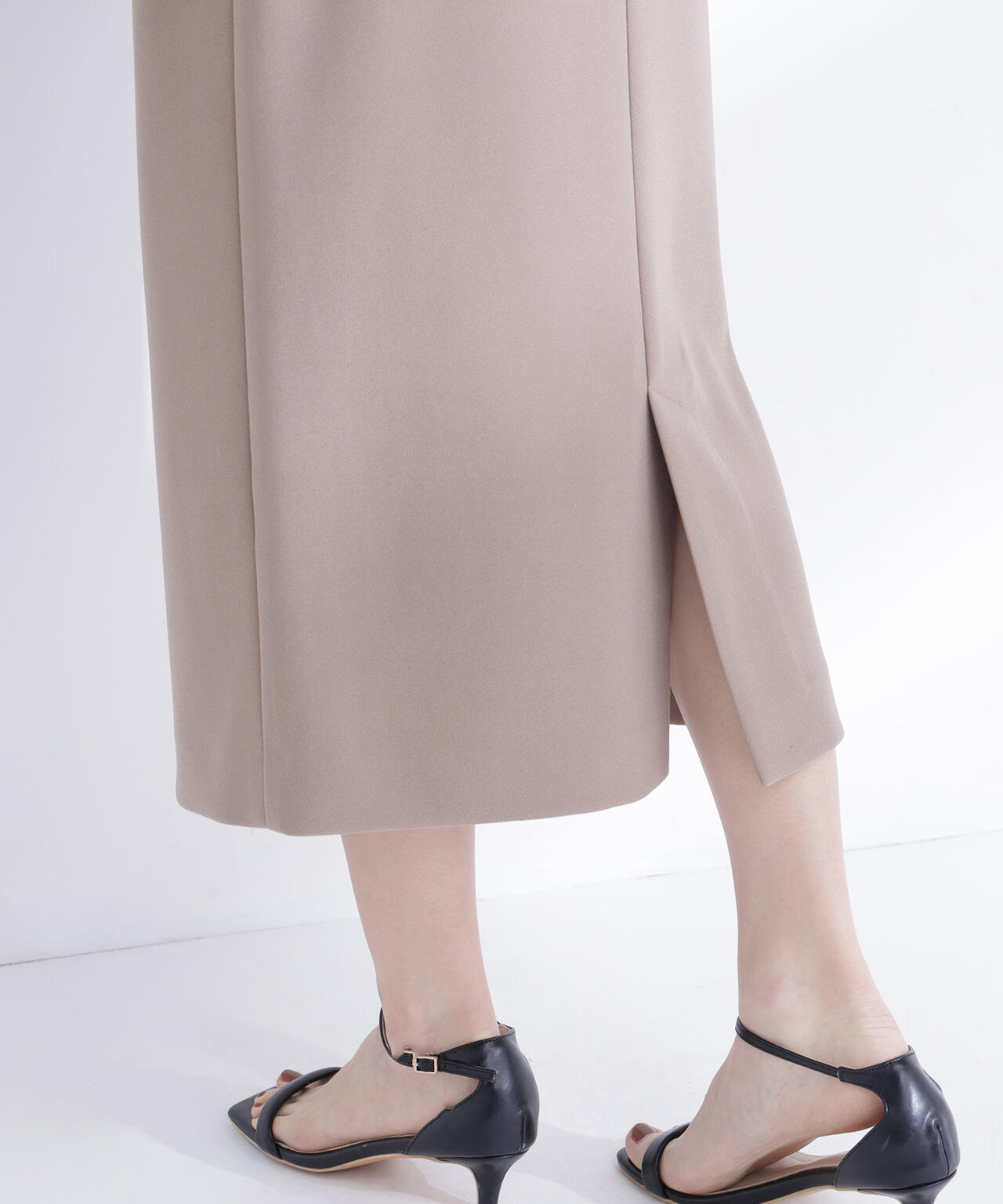 ペンシルラインスカート