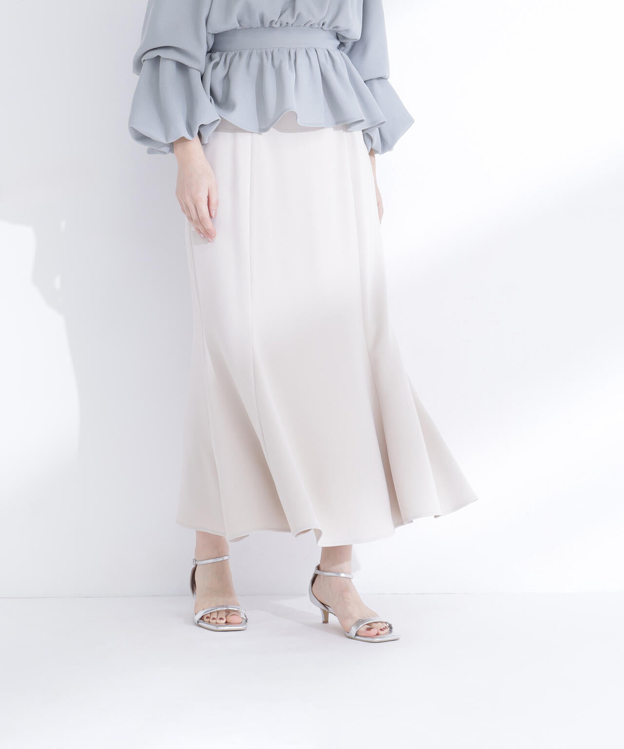 パネル切替マーメイドスカート