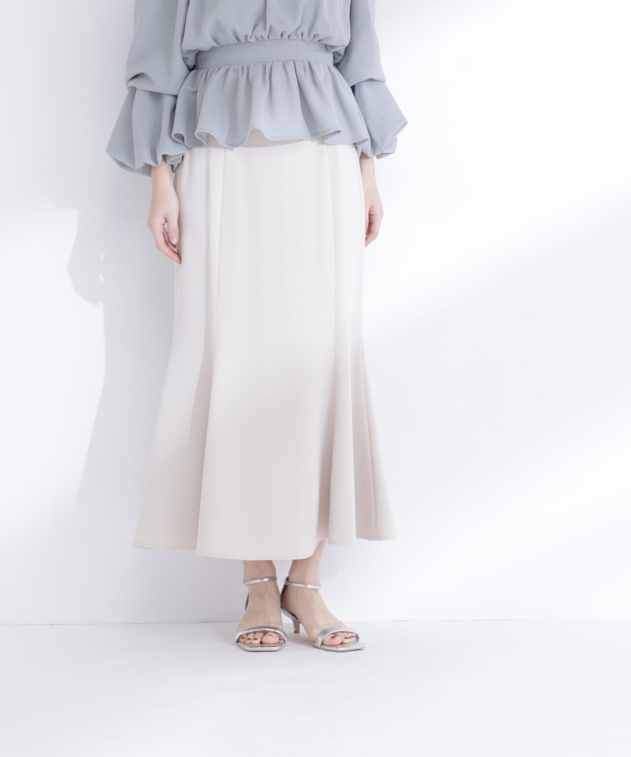 パネル切替マーメイドスカート