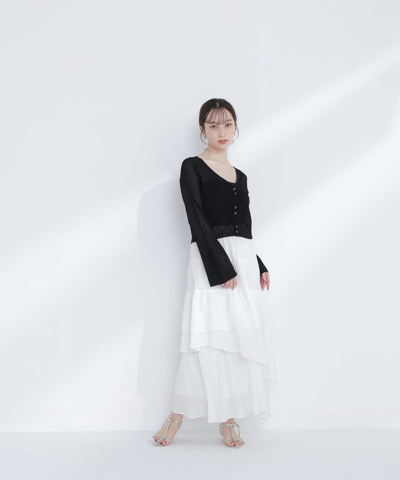 アシンメトリーティアードスカート
