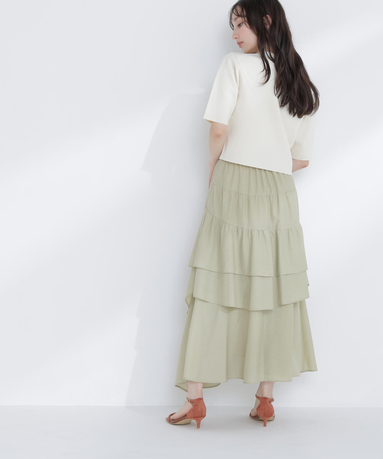 アシンメトリーティアードスカート