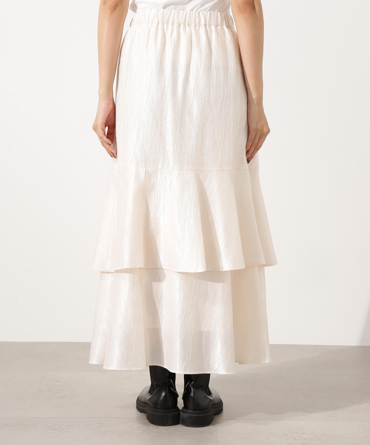 シャイニーティアードスカート