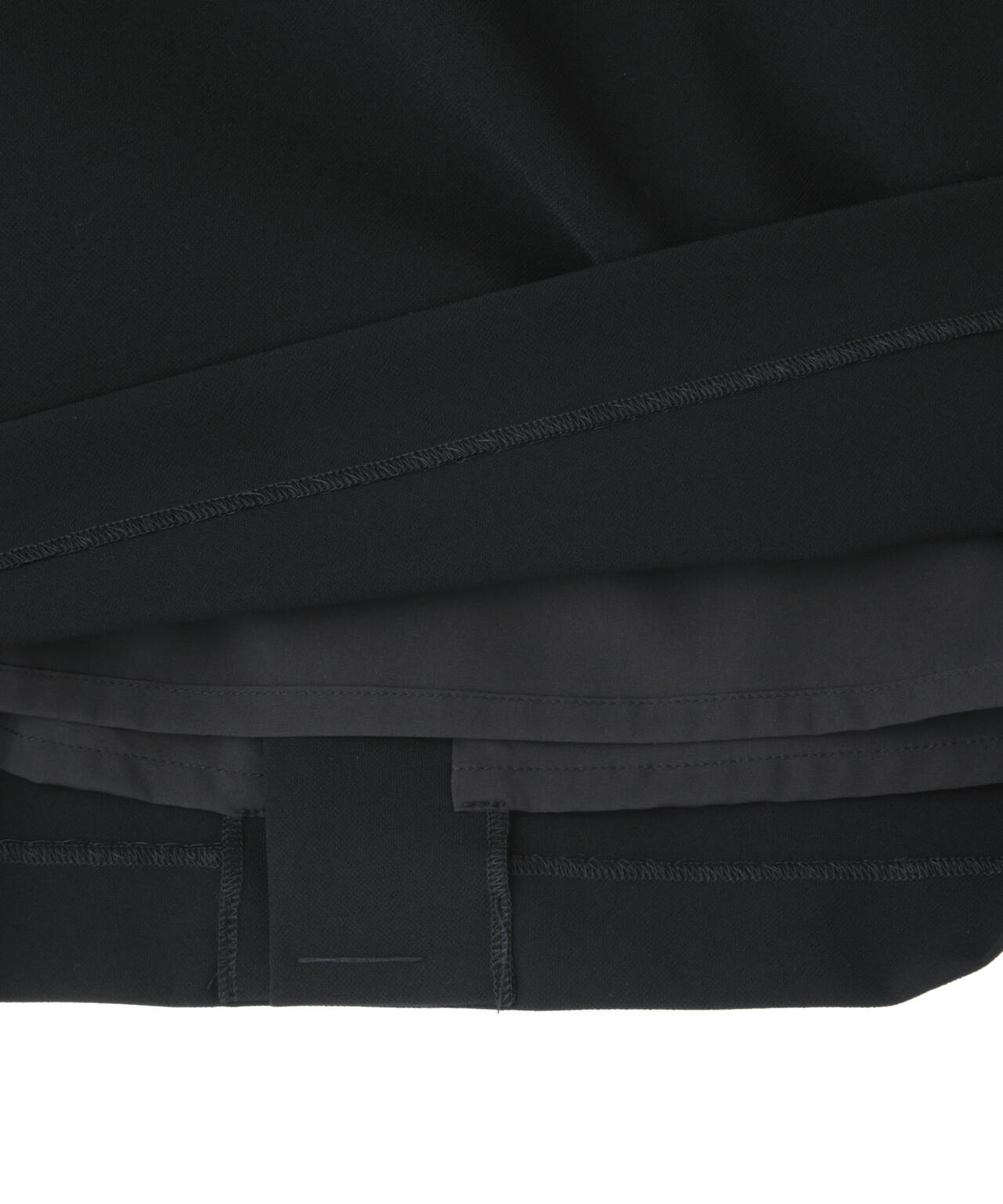 【365ユーティリティ】静電軽減テープ使用洗えてシワになりづらいスカートセットアップ