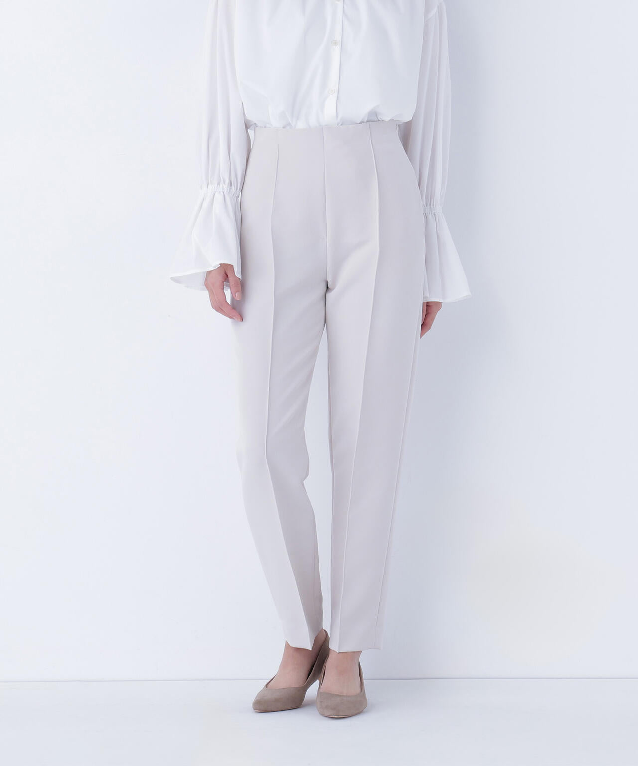 フロントボタンペプラムジレ SETUP テーパードパンツ