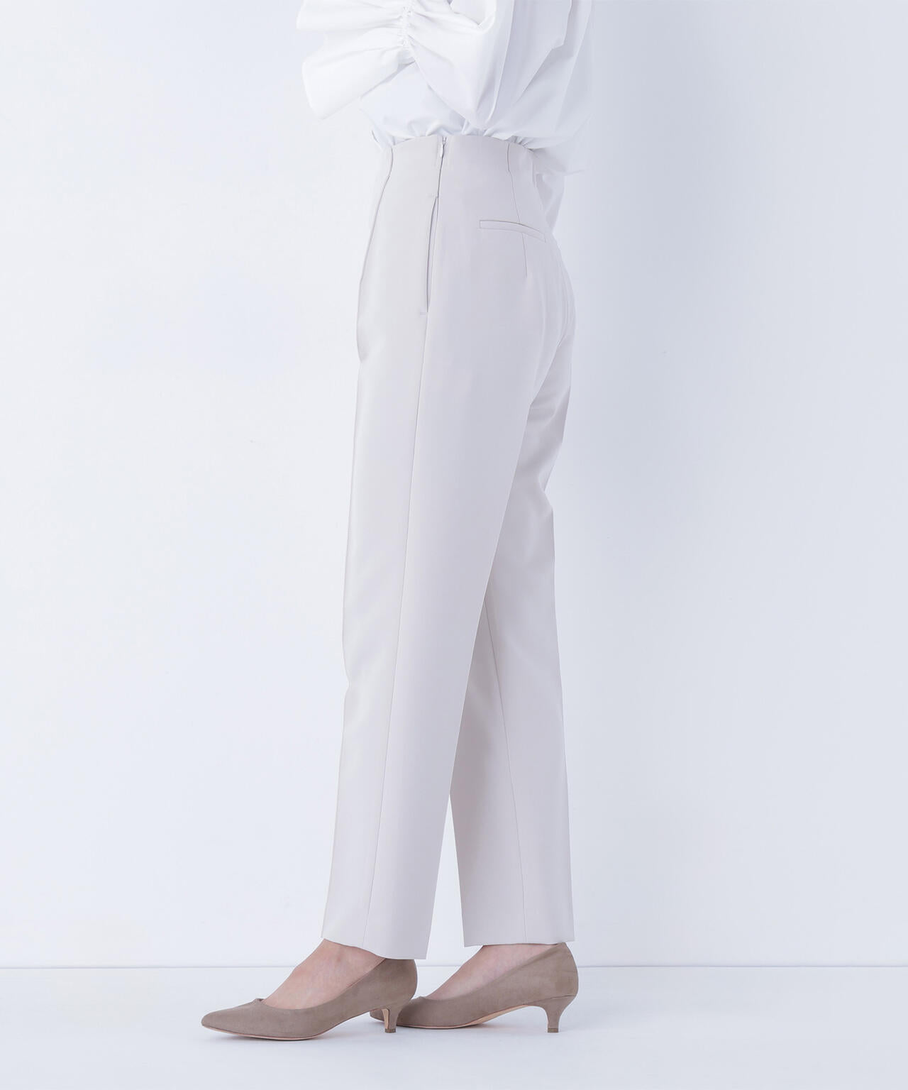 フロントボタンペプラムジレ SETUP テーパードパンツ