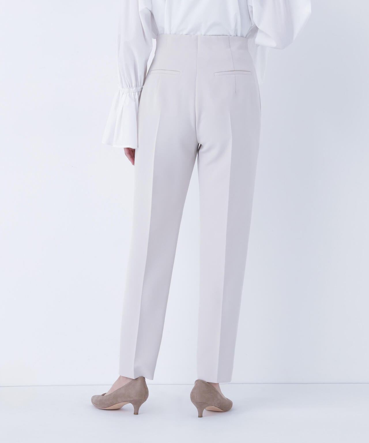 フロントボタンペプラムジレ SETUP テーパードパンツ