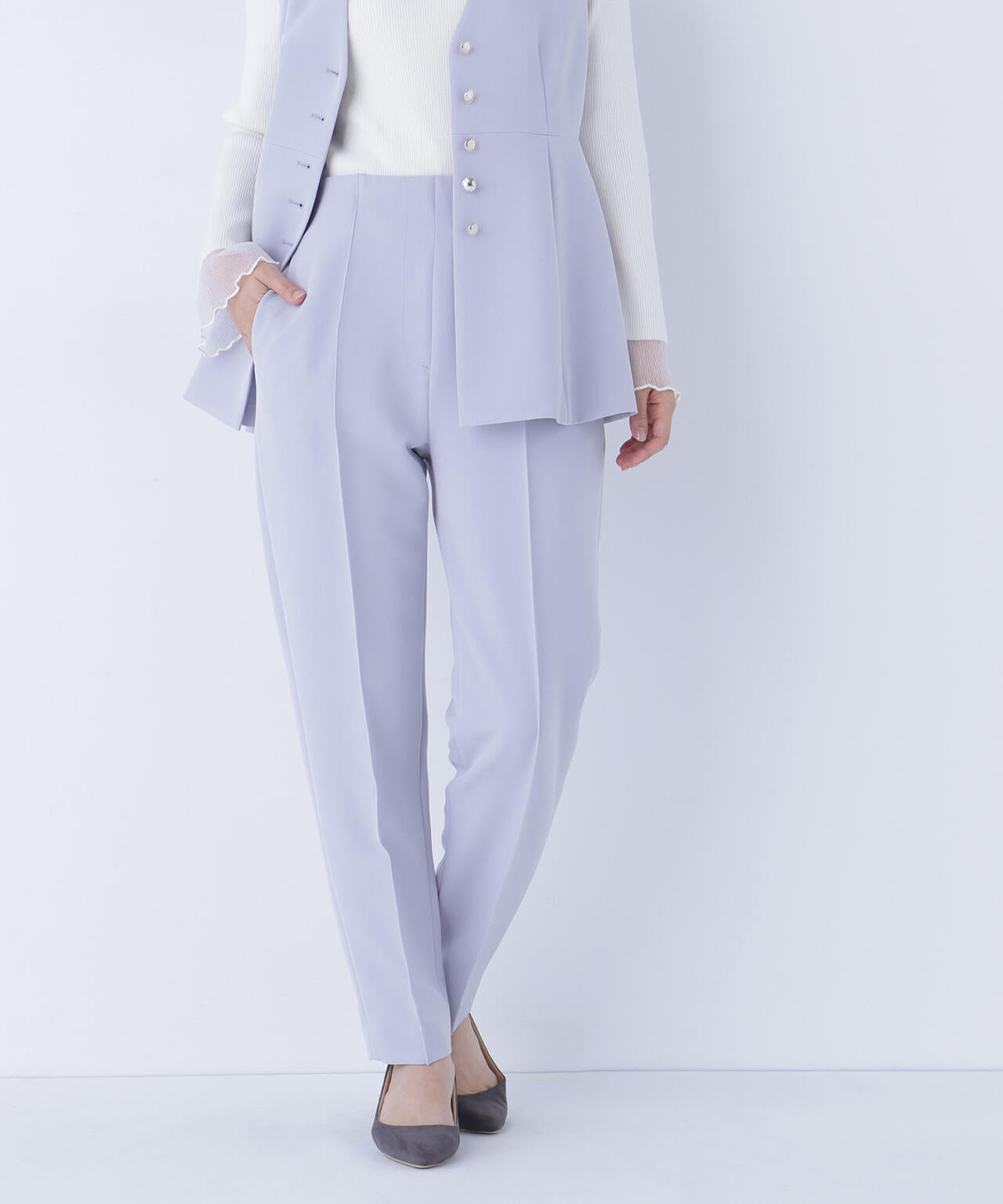 フロントボタンペプラムジレ SETUP テーパードパンツ