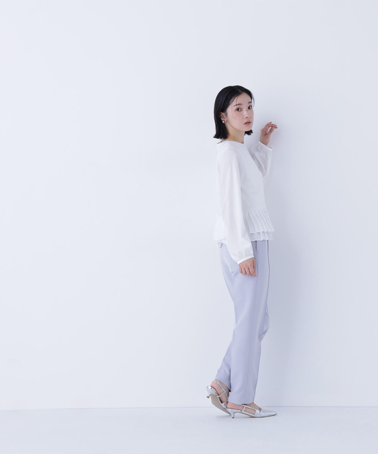 フロントボタンペプラムジレ SETUP テーパードパンツ