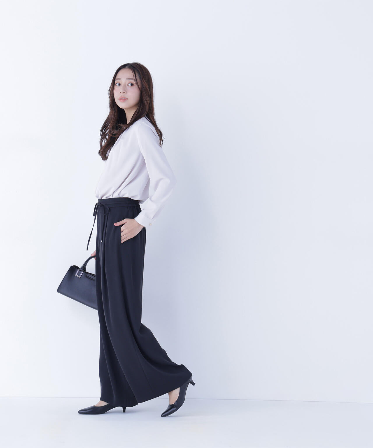 ナローリボンイージーワイドパンツ