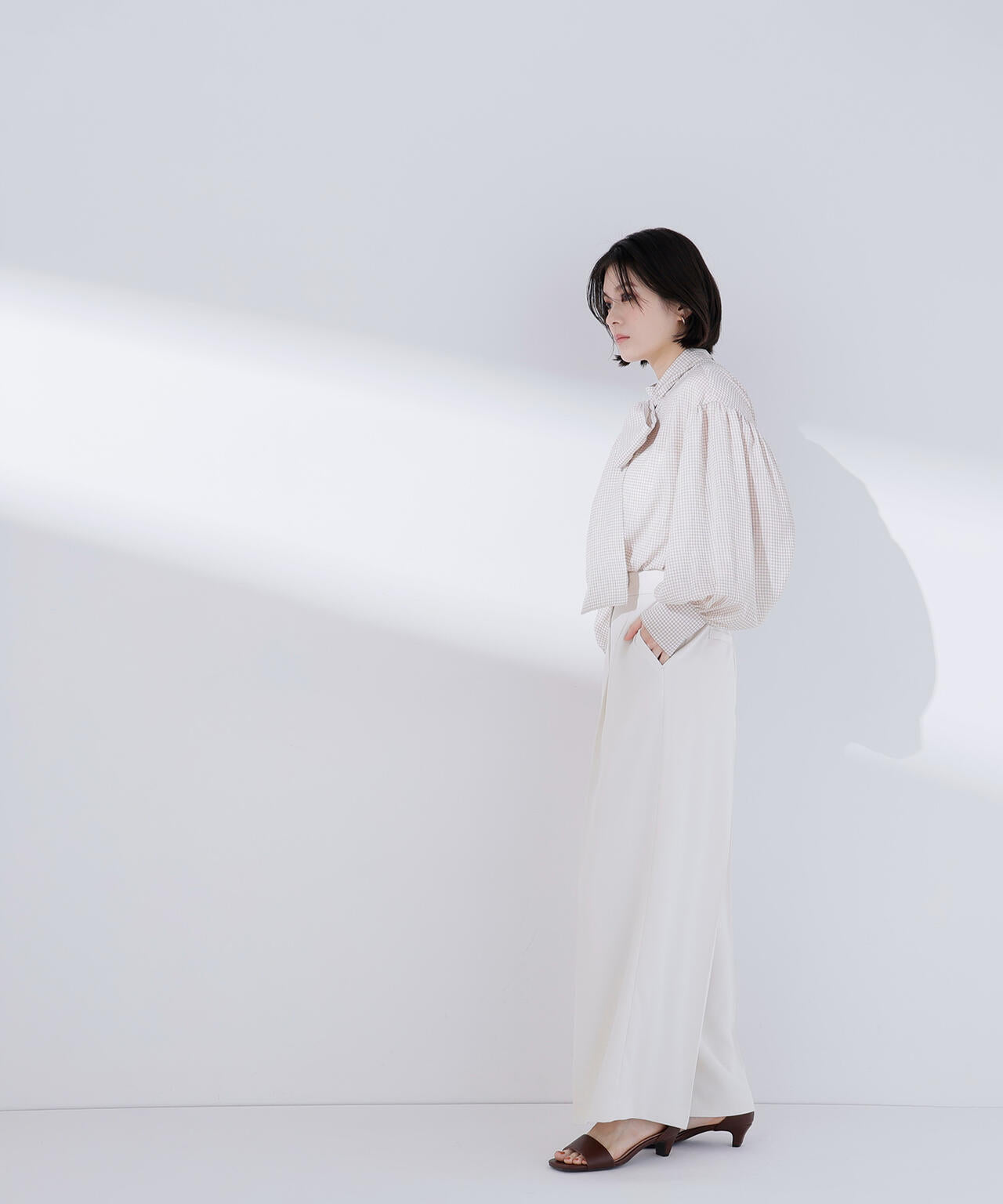 メタルポイントワイドパンツ