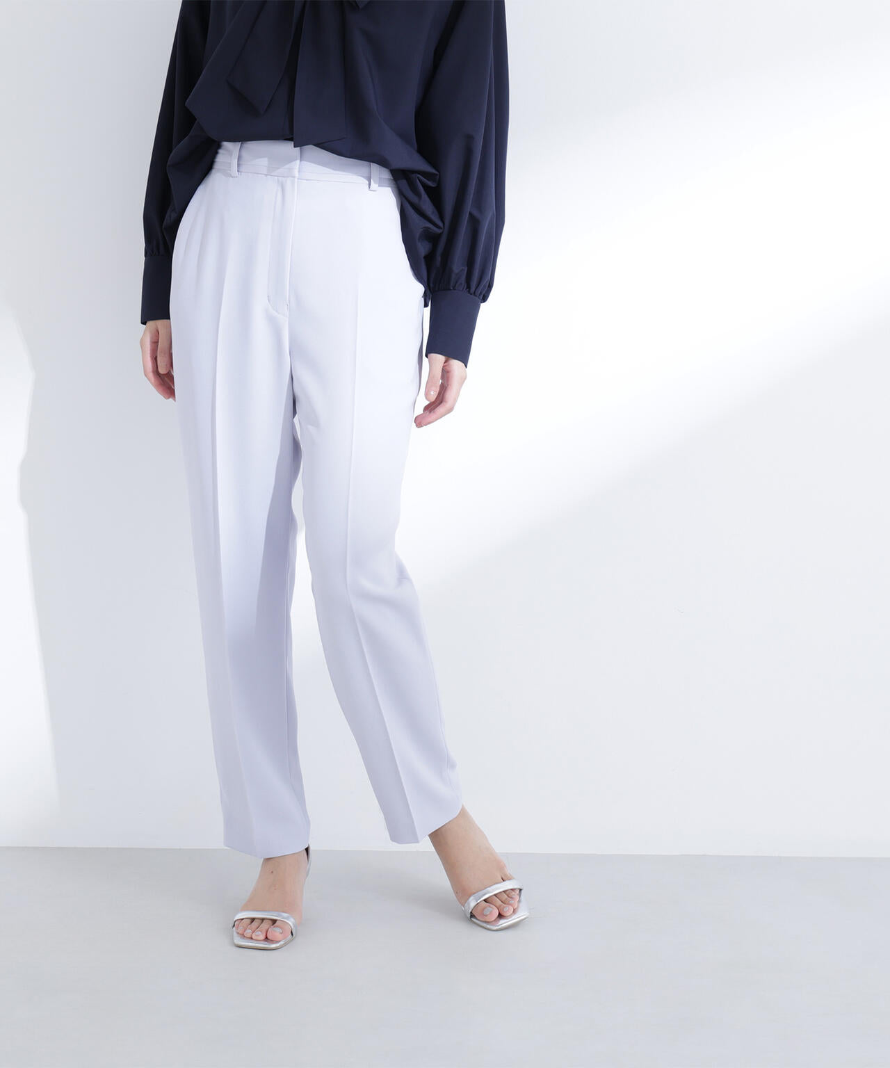 カラーテーパードパンツ