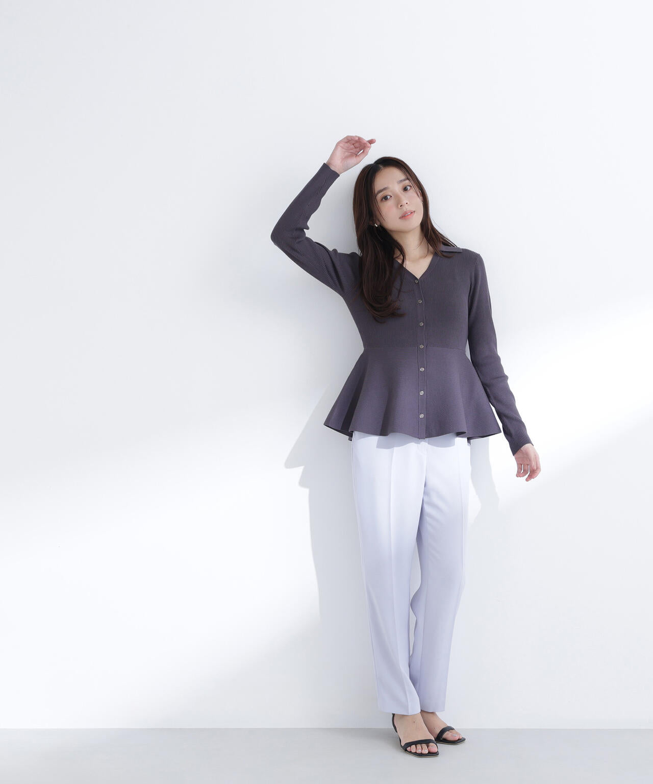 カラーテーパードパンツ