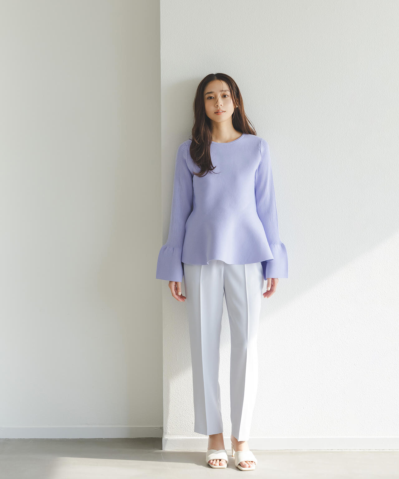 カラーテーパードパンツ