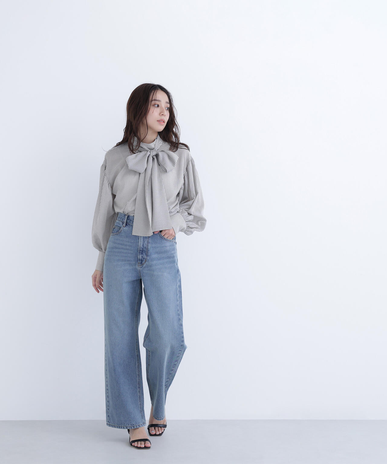 ワイドストレートデニムパンツ