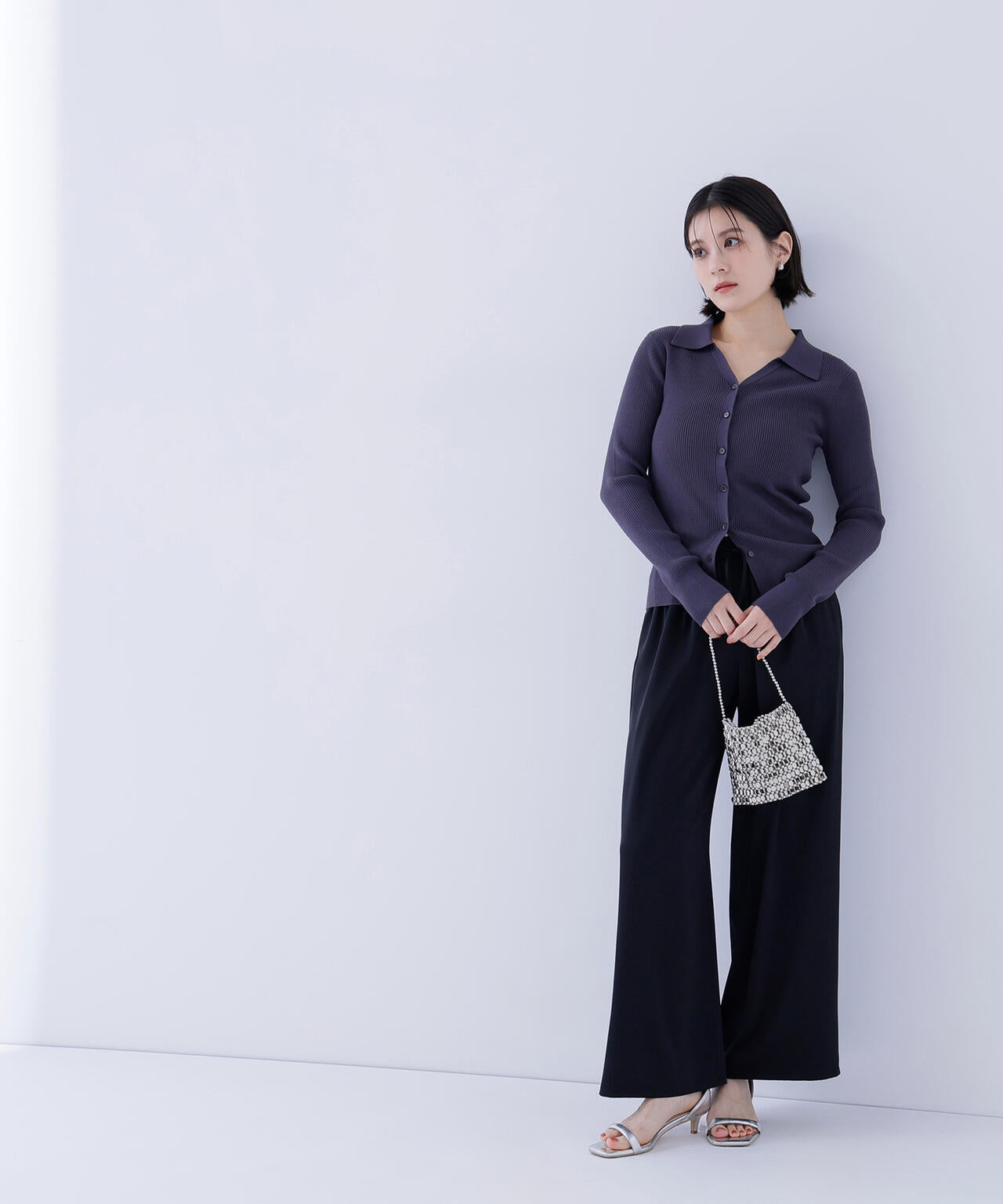 サテンイージーパンツ