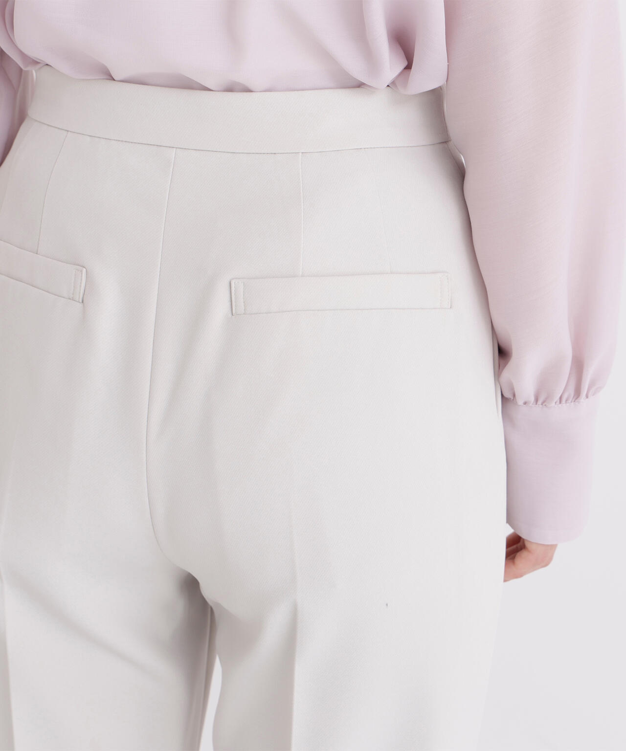 スタイルアップストレートパンツ