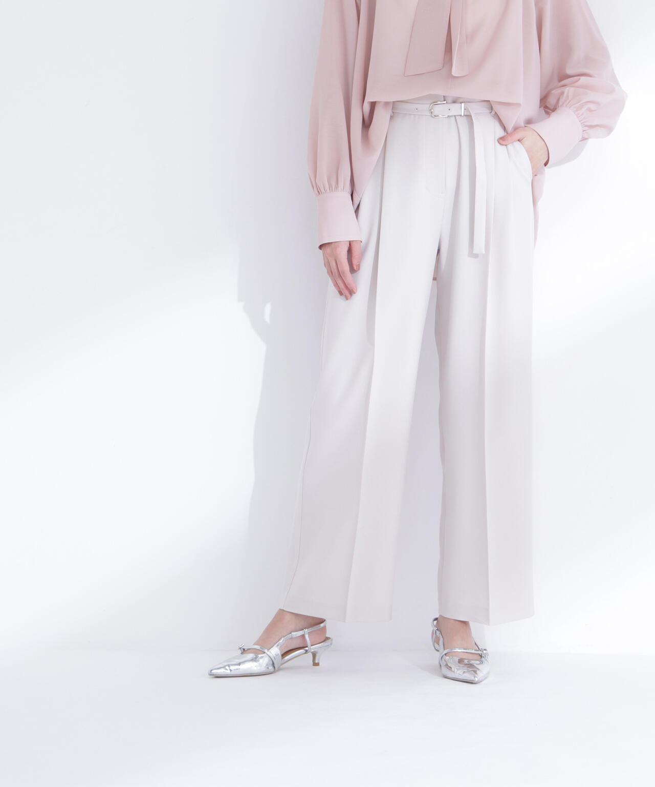 【Oggi.jp掲載】【ちょうど、いい服】はいたら沼!美脚ワイドパンツ