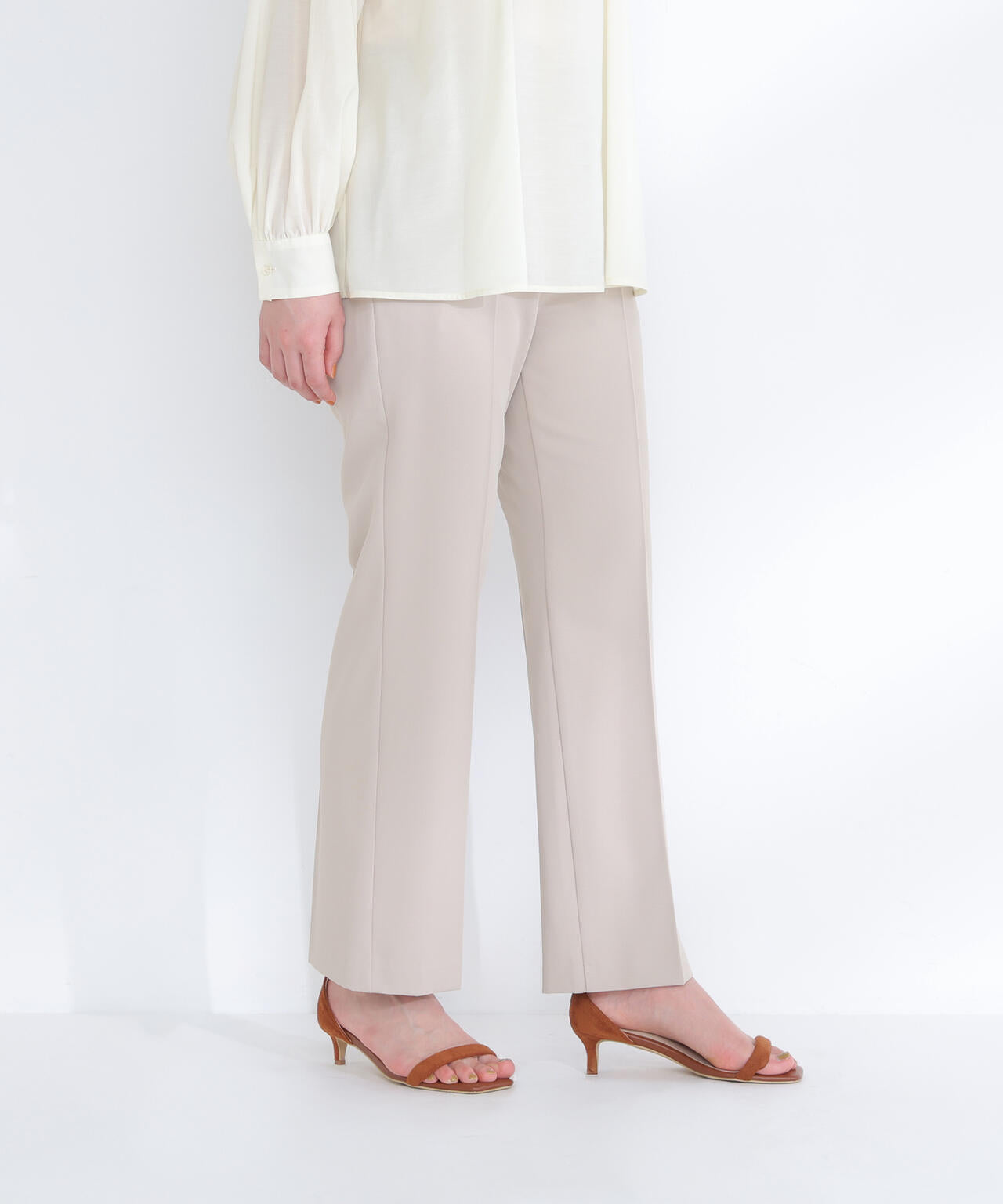 セミフレアツイルパンツ