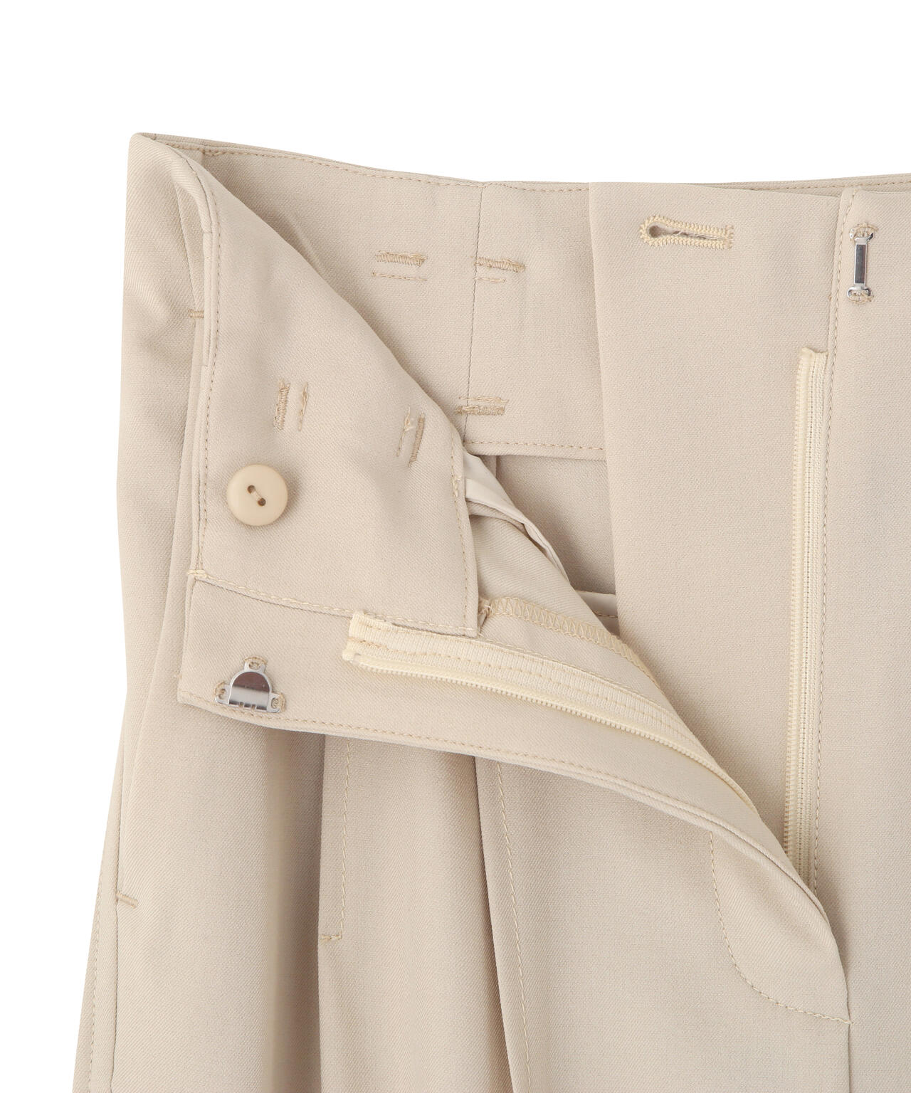 タックステッチベルテッドパンツ