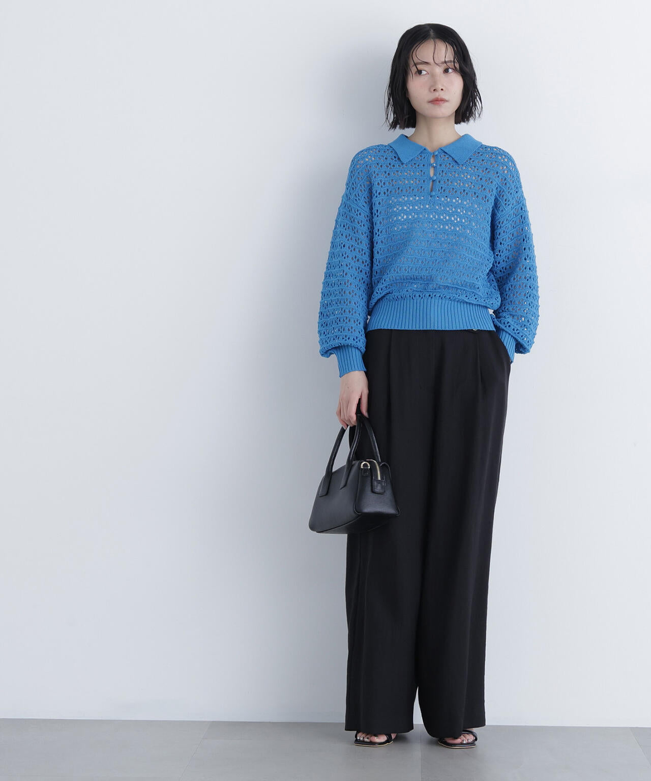 シンチバックワイドパンツ