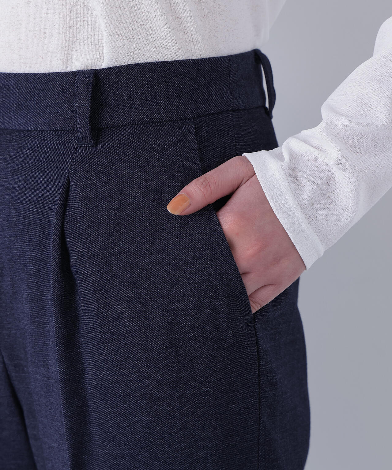 ストレッチタックパンツ