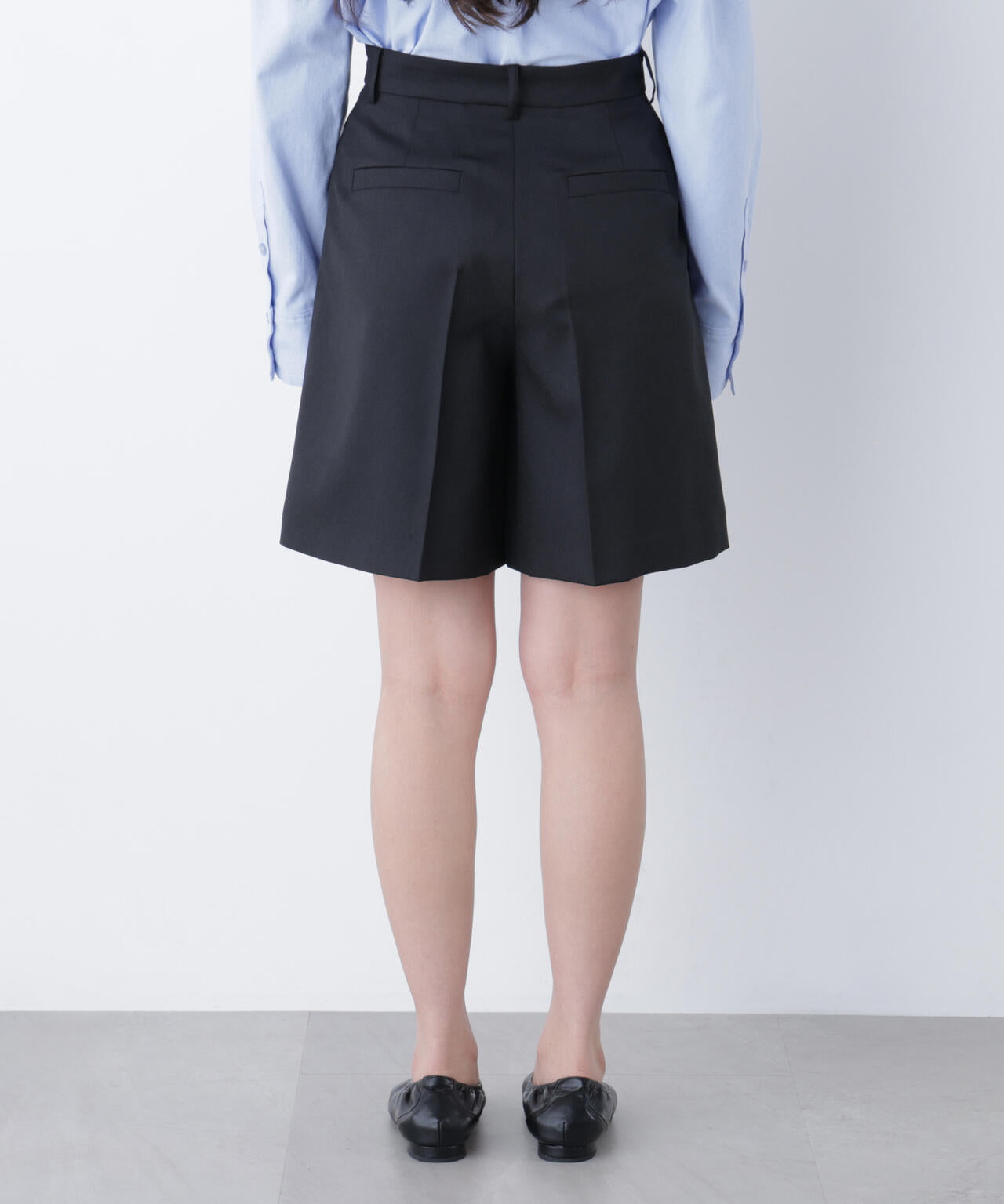 タックキュロットパンツ