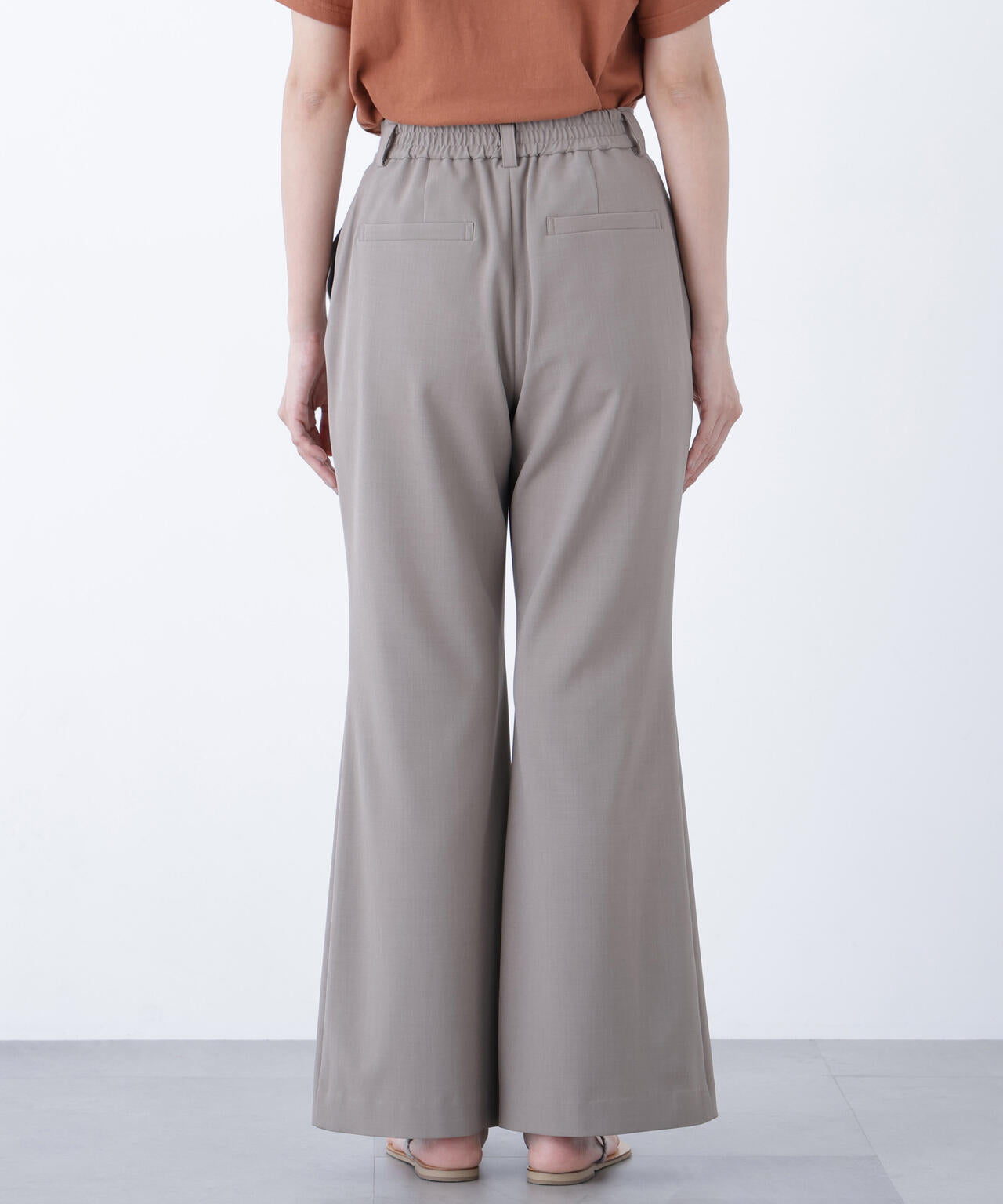 165cm 着用サイズ:FR