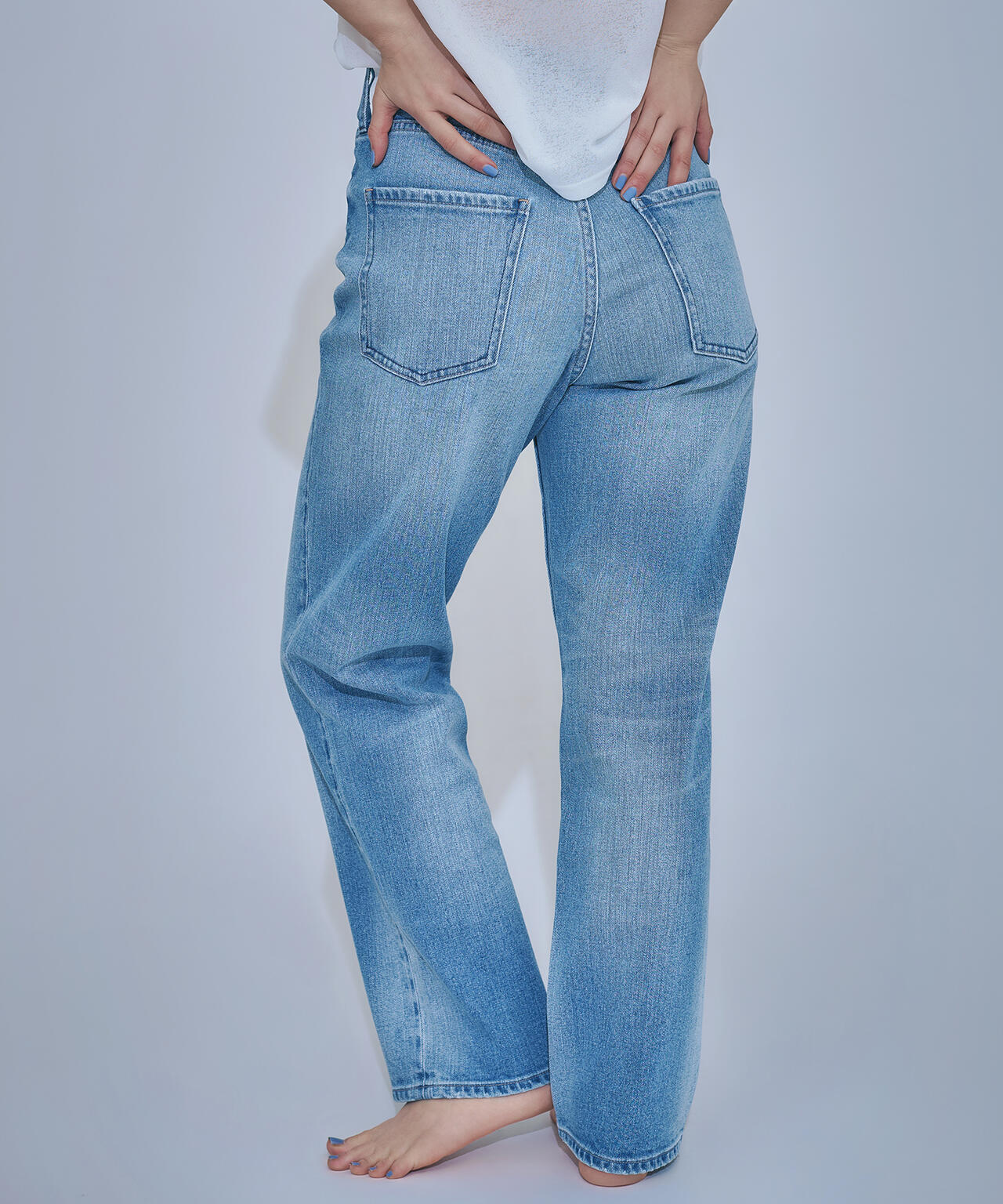 【FUDGE掲載】【Healthy DENIM】ハイライズストレートデニムパンツ