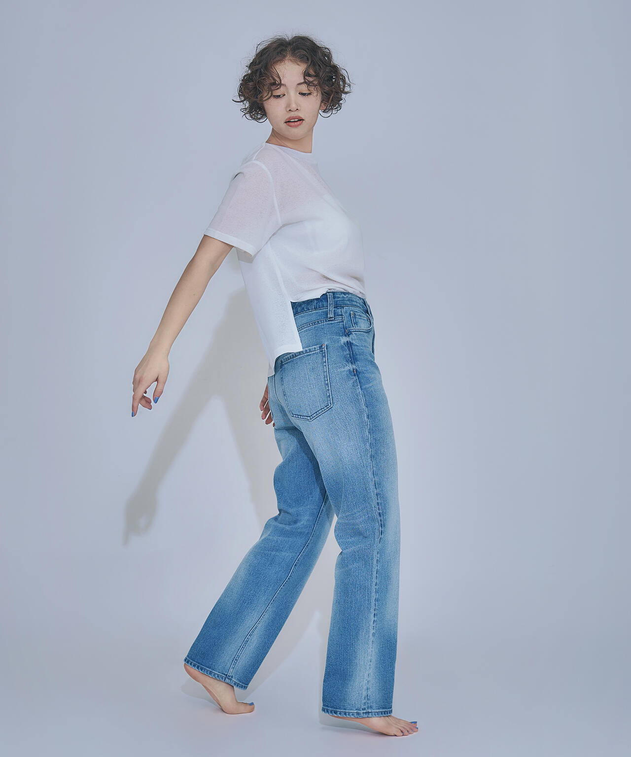 【FUDGE掲載】【Healthy DENIM】ハイライズストレートデニムパンツ