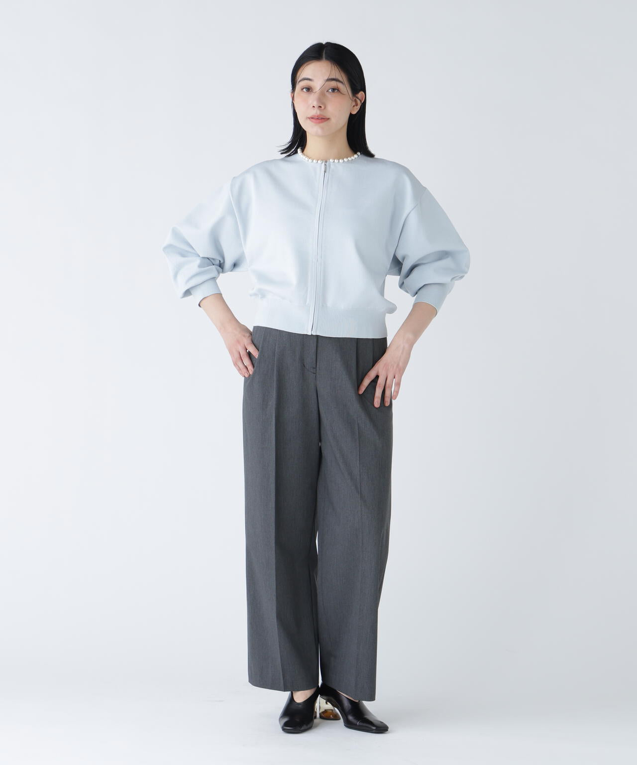 H:163cm B:84cm W:64 cm H:89cm 着用サイズ:M